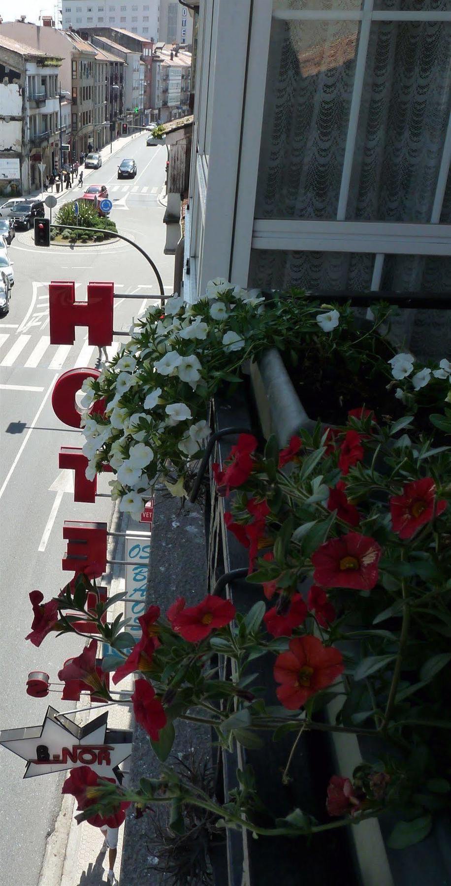 Nest El Camino Hotel Santiago de Compostela Exterior photo